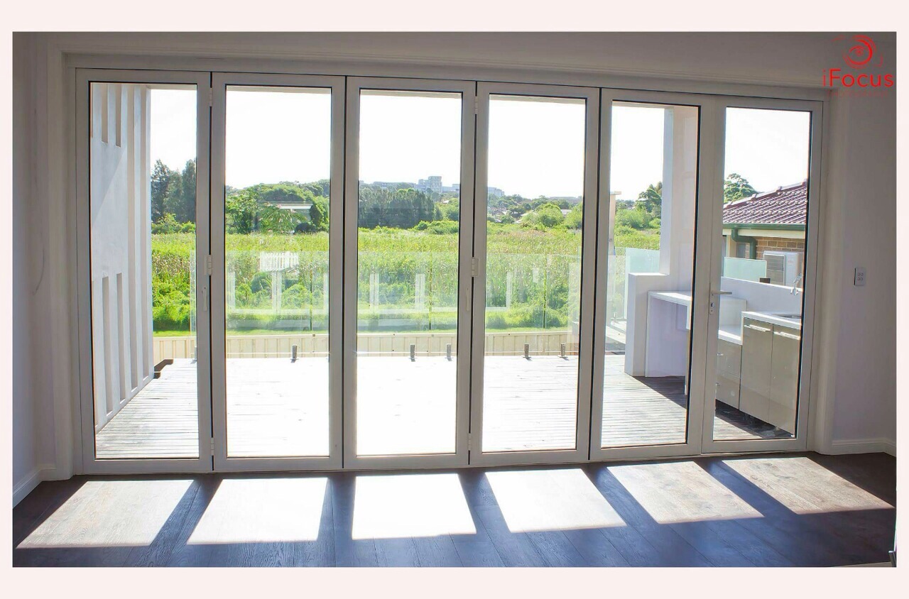 Monterey building new house